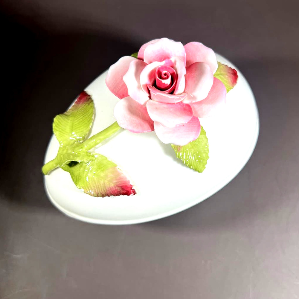 Vintage Aynsley Hand Paint Porcelain Fine China Egg Shape Trinket Box Easter